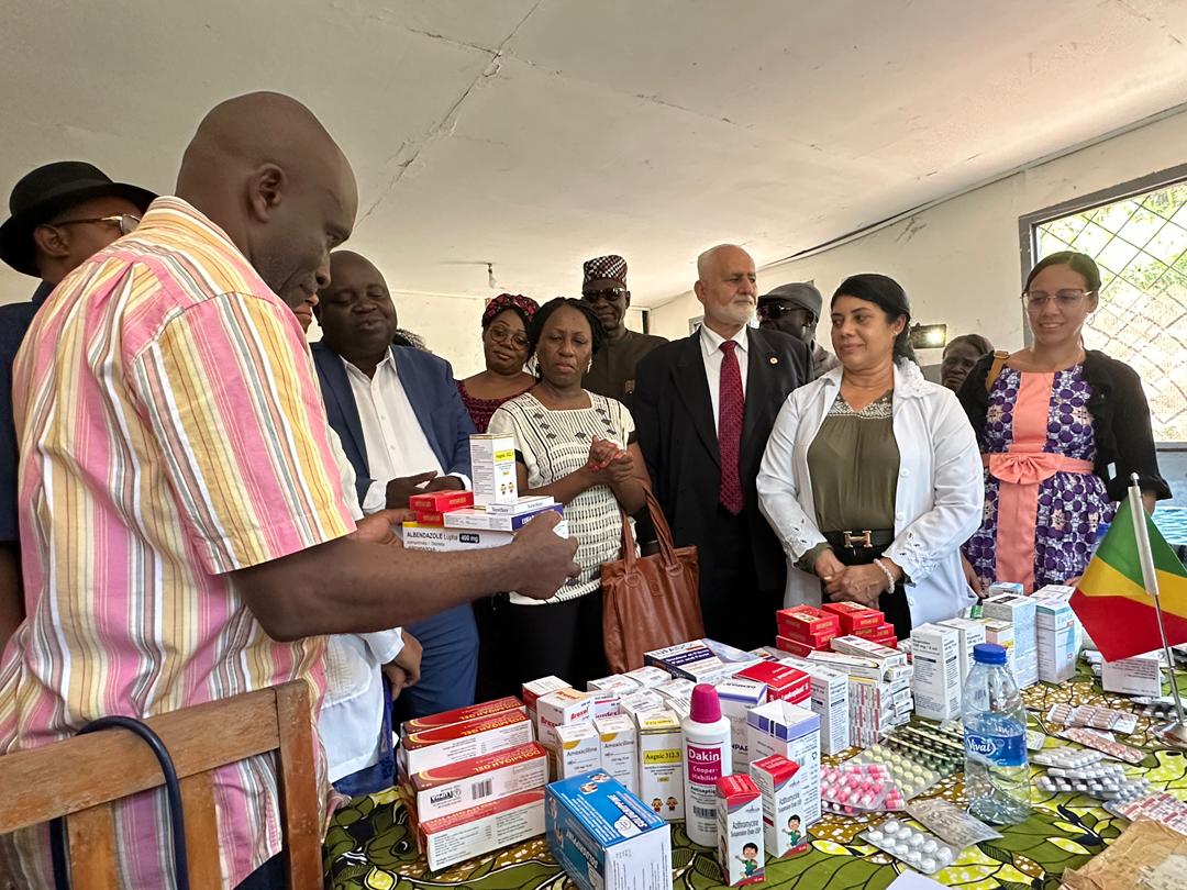 Llamado a la paz por Venezuela durante donación a orfelinato en el Congo